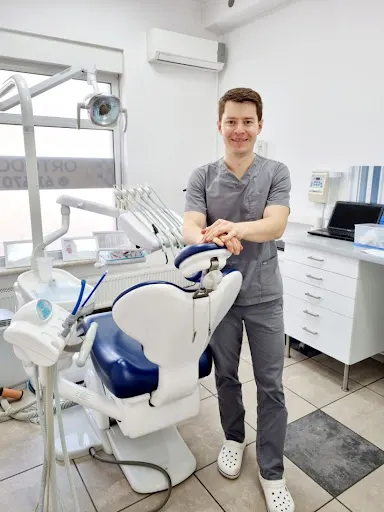 ORTODONCJA Specjalista Ortodonta Marcin Różański